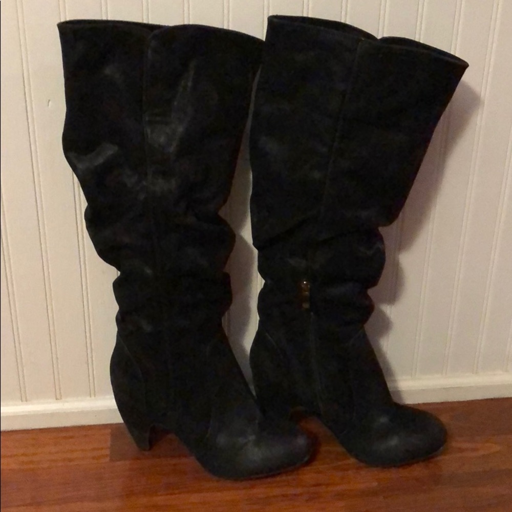 Black Boots